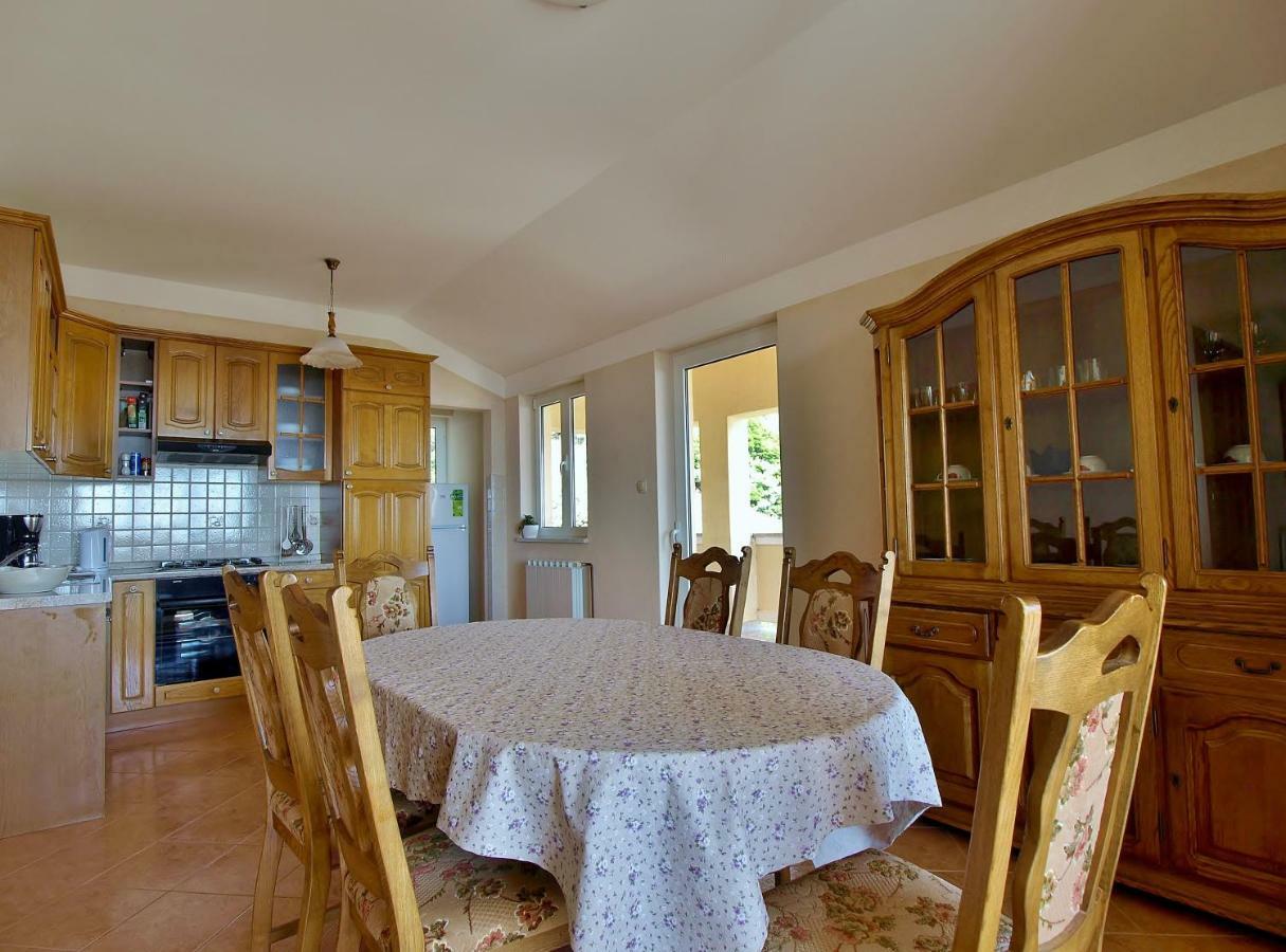 Apartmani Andelo I Ruzica Mundanije Zewnętrze zdjęcie