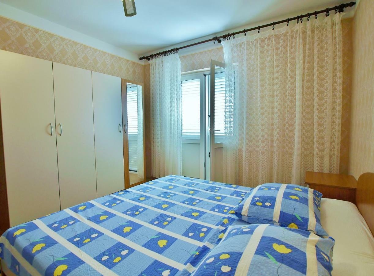 Apartmani Andelo I Ruzica Mundanije Zewnętrze zdjęcie
