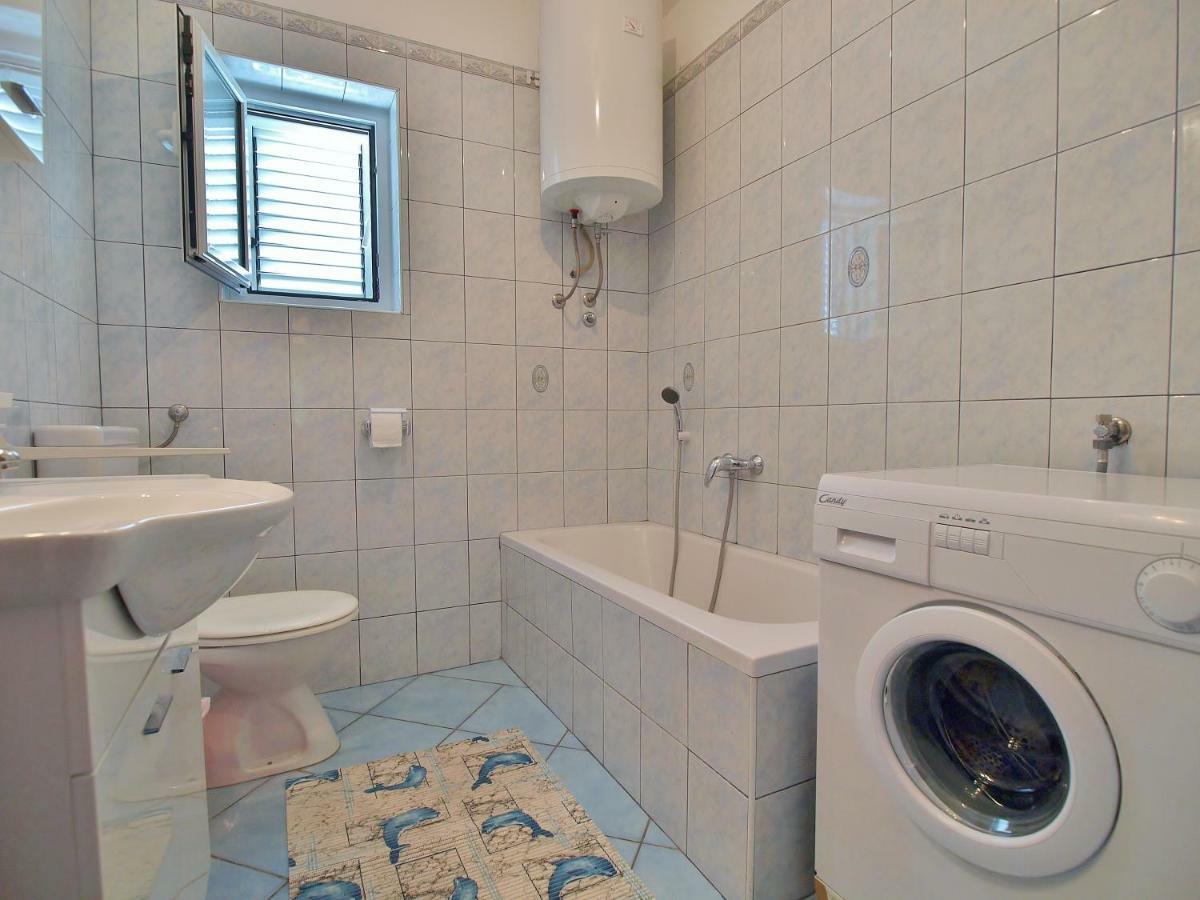 Apartmani Andelo I Ruzica Mundanije Zewnętrze zdjęcie
