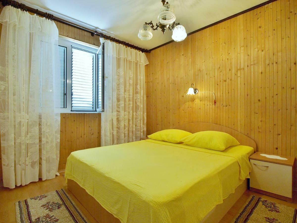 Apartmani Andelo I Ruzica Mundanije Zewnętrze zdjęcie
